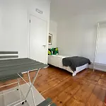 Terrace House Hostel Lissabon