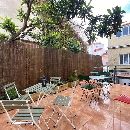 Terrace House Hostel Lissabon