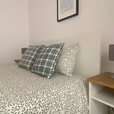 Terrace House Hostal