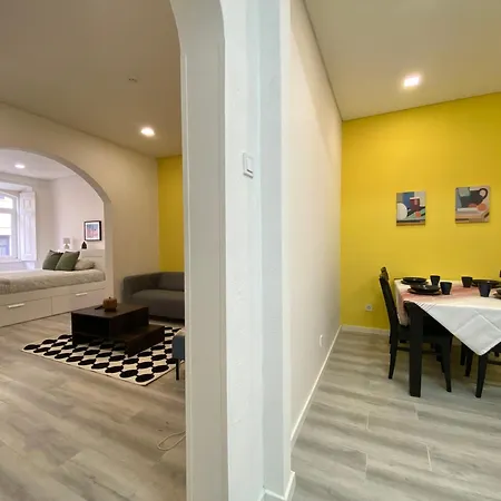 Hostal Terrace House