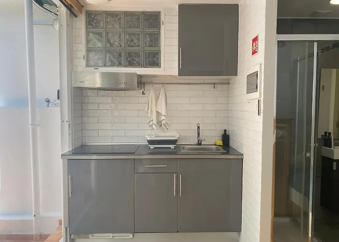 Terrace House Ostello *