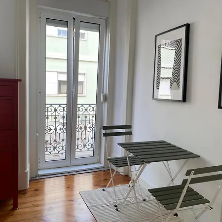 Terrace House Lissabon